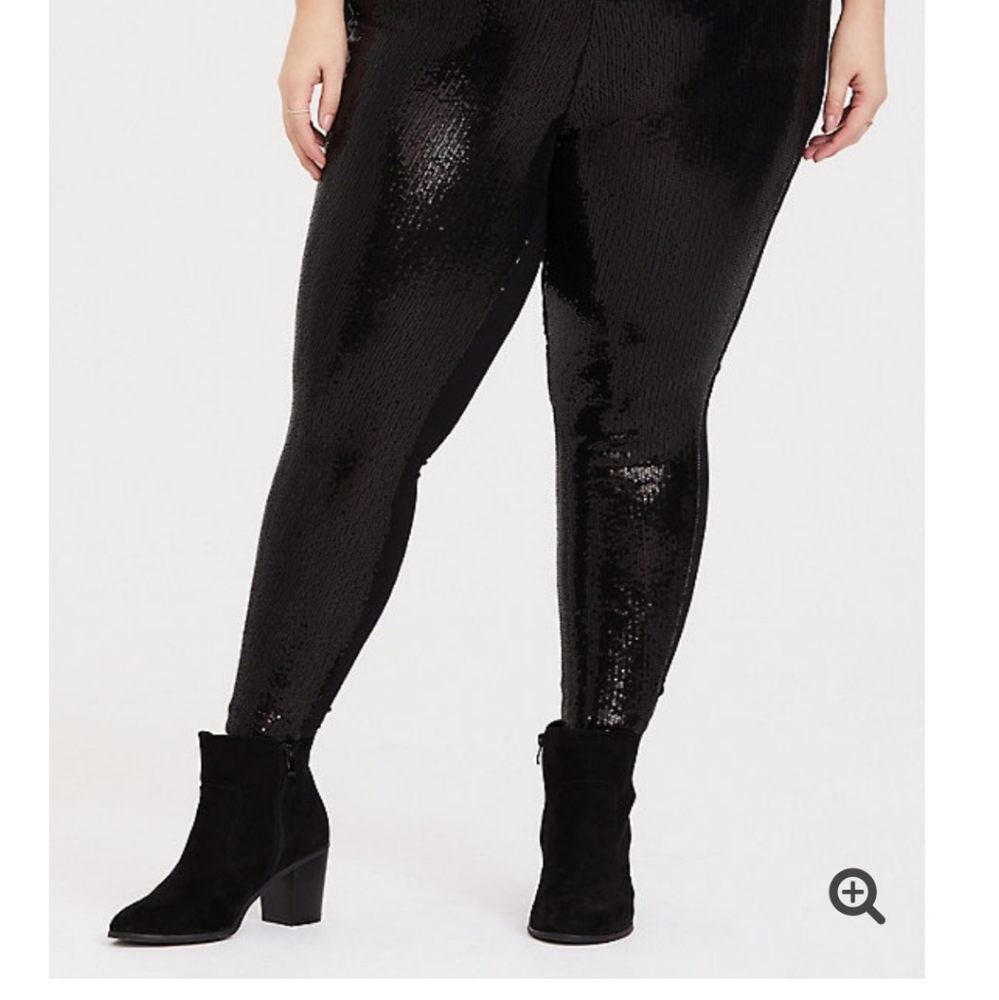 NWT Torrid Black Sequin Leggings size 6